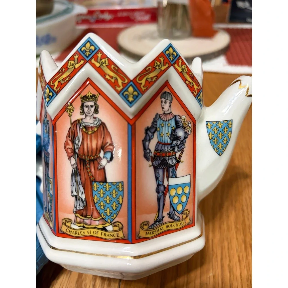 Medieval History Knights Castle Teapot King Henry V Earl of Warwick Gold Gilt